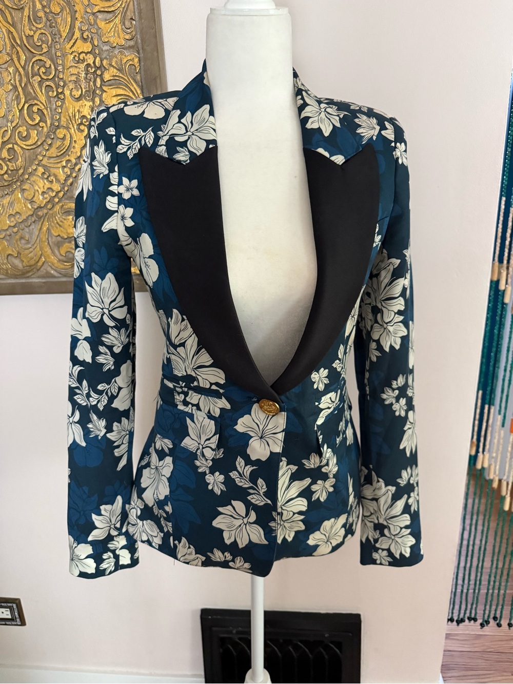 Smythe Blocked Peaked Lapel Blazer Blue Hawaii Size 4